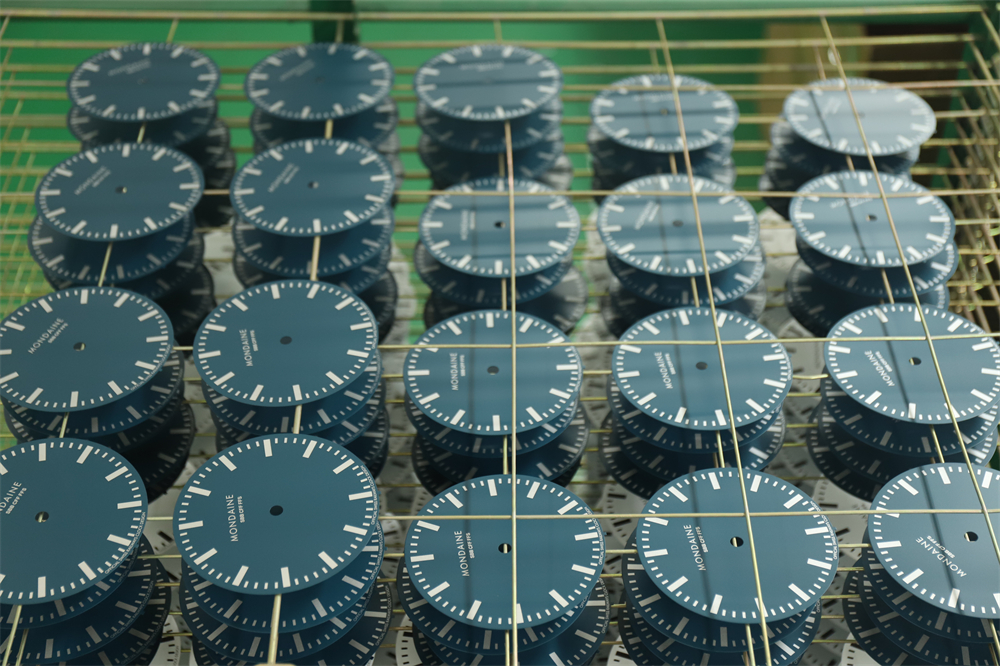 Fabricación de relojes de marca, servicio de producción integral